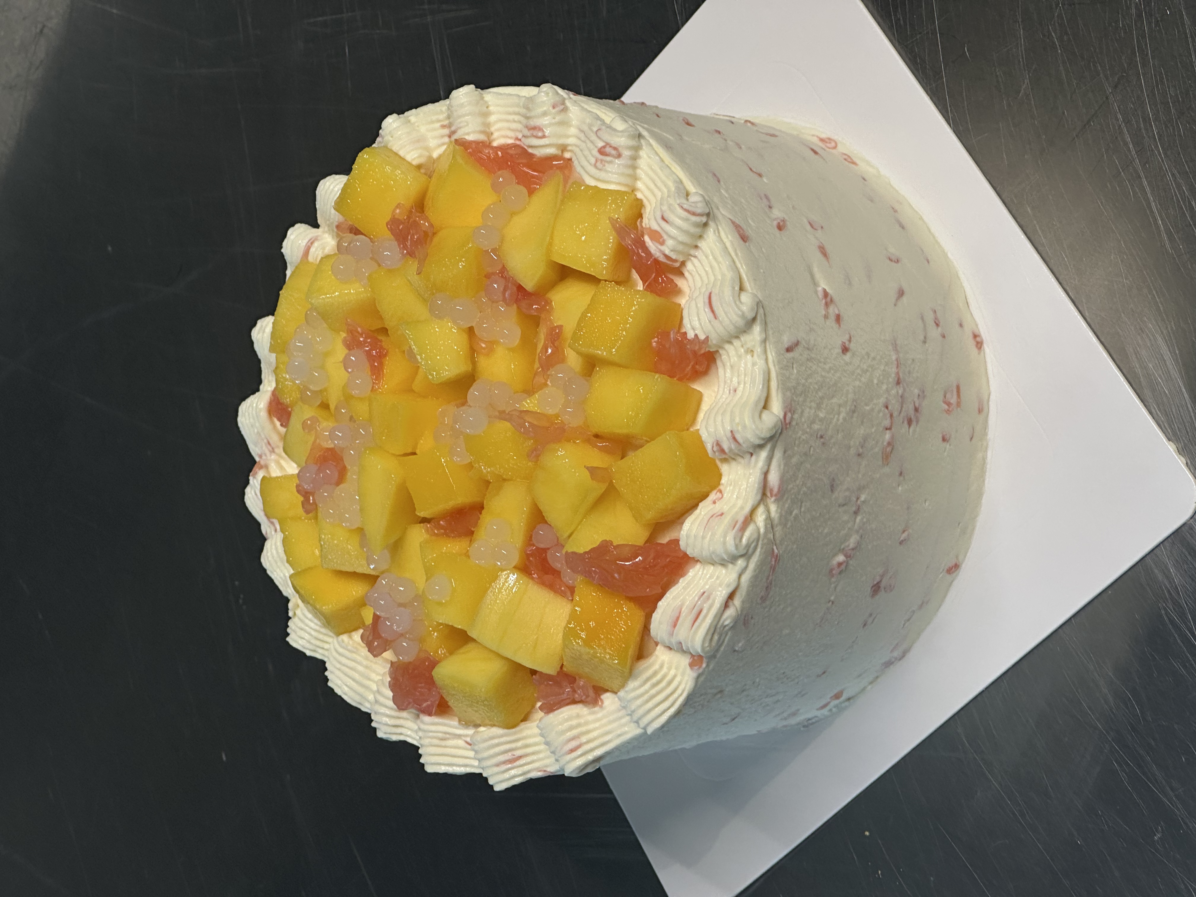 Whole Mango Pomelo Sago cake