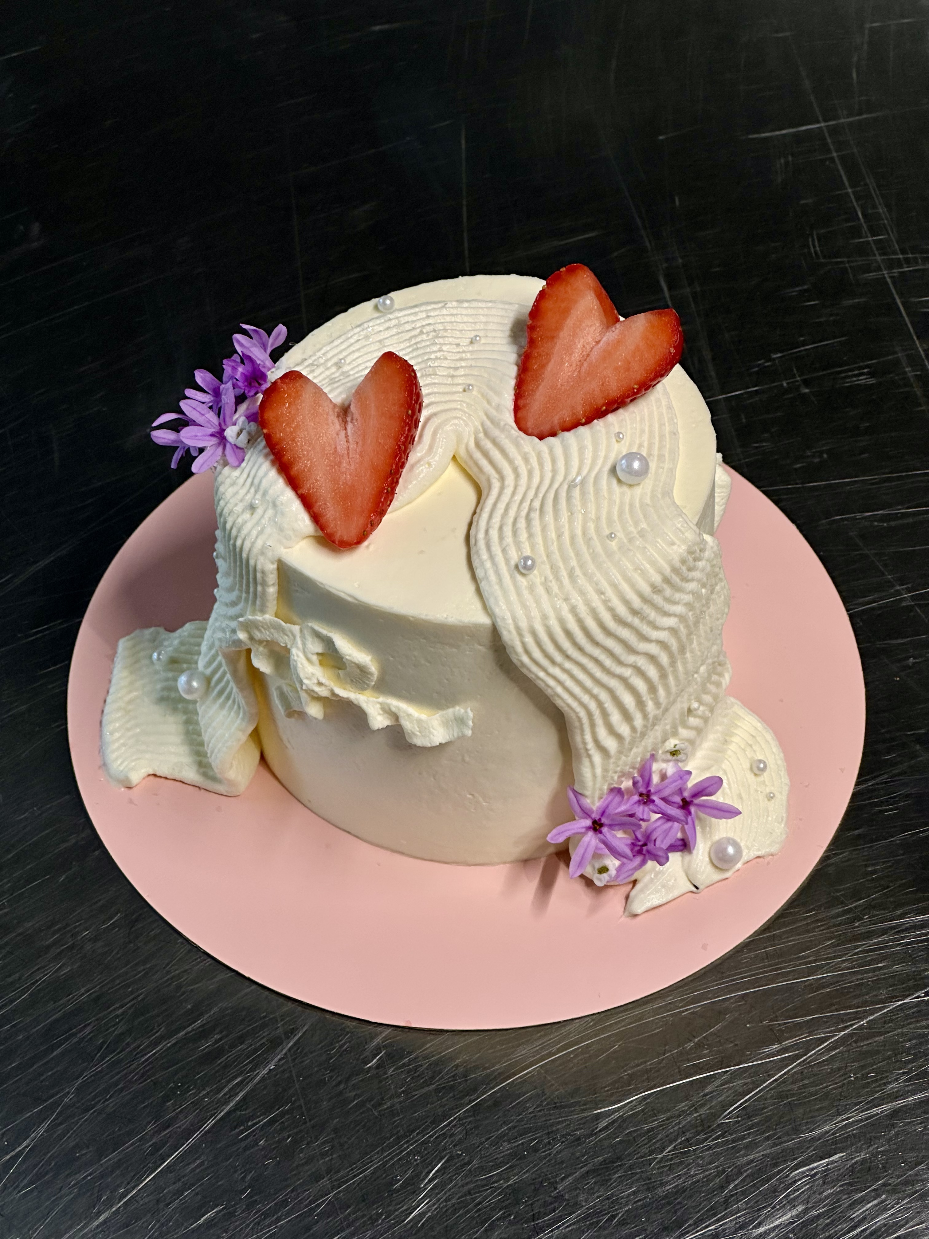520 limited cake detail